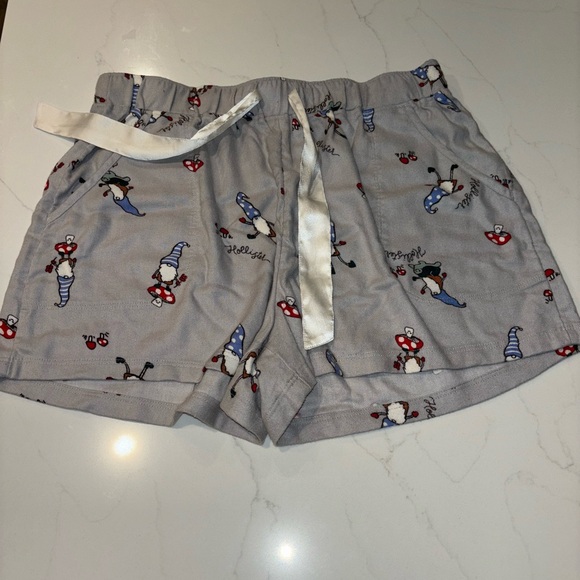 Hollister Pants - Hollister Gray and White Gnome Print Sleep Shorts